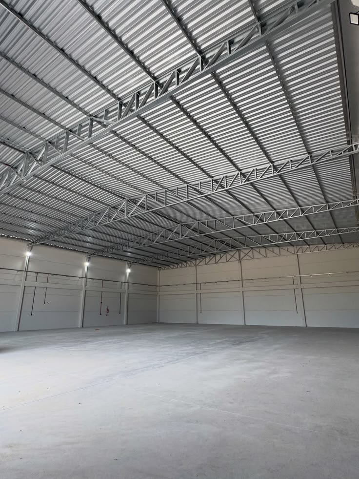 هناجر القطيف: حلول هندسية متكاملة للمستودعات والمنشآت الصناعية بأعلى معايير الجودة