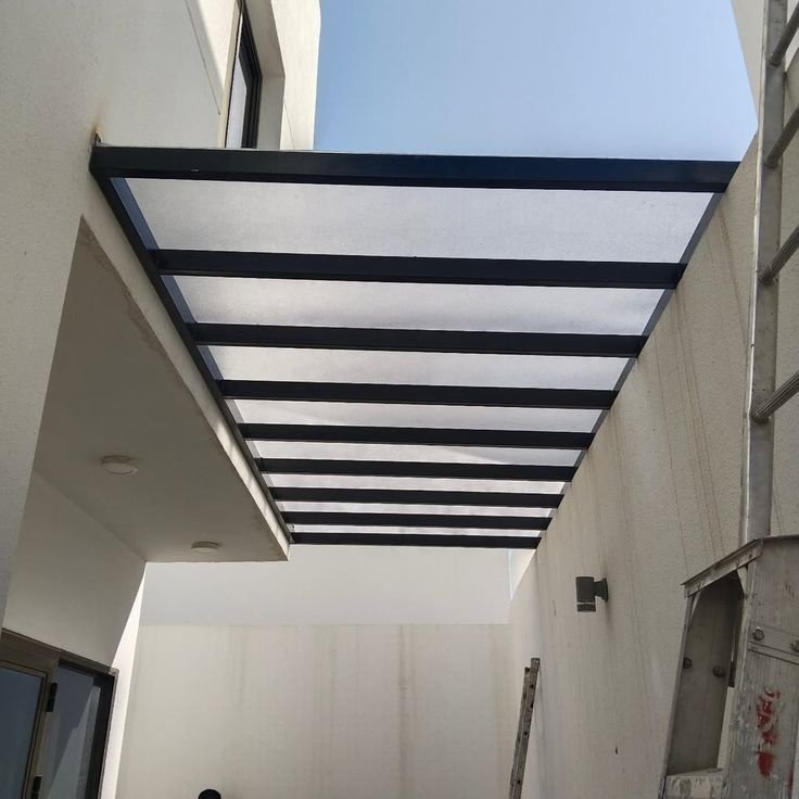 مظلات الشرقية